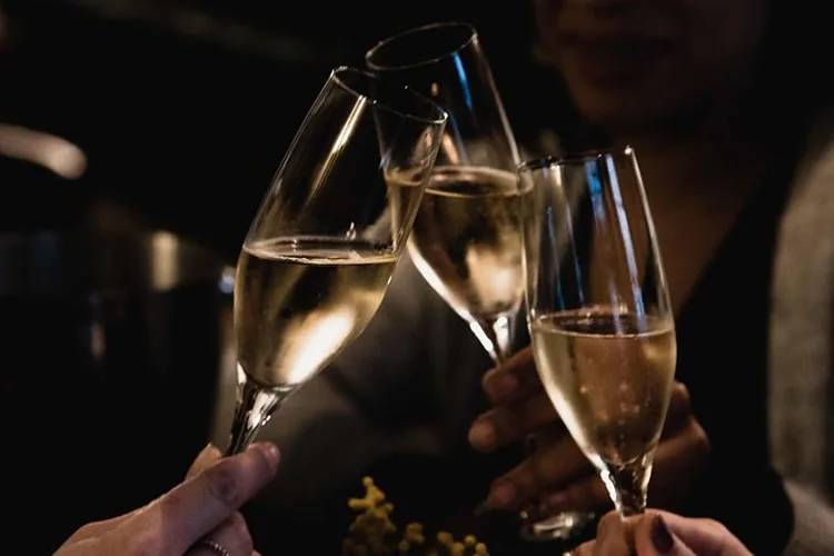 Noche de Champagne by Maridash – evento en Prado Experience
